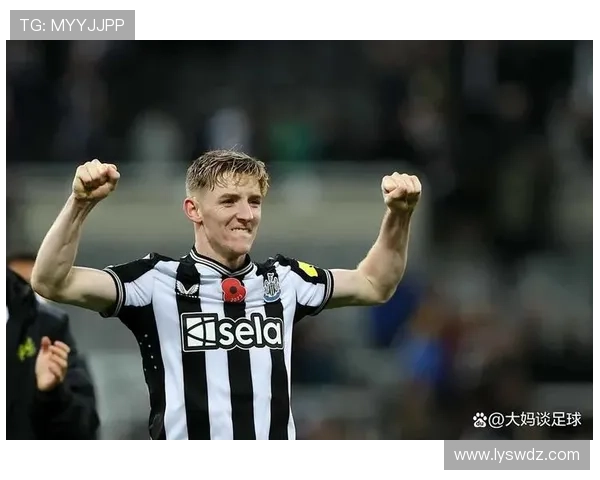 戈登半场四球创欧冠英将新纪录